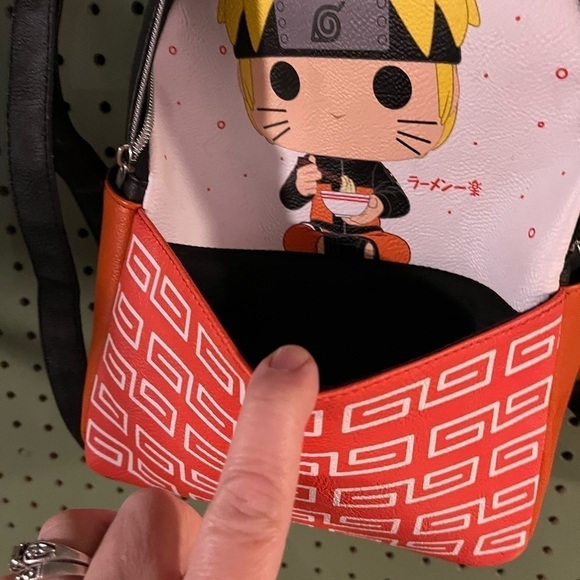 NWT mini marathon backpack leather for kids orange and black zipper closure - Picture 3 of 7